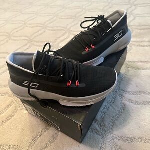 Black Under Armour Men's Shoes